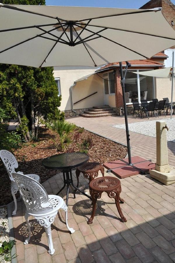 River Apartment Mako Exterior photo
